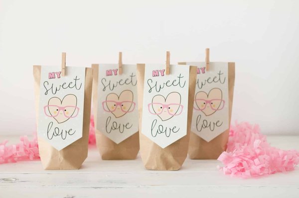 Comment implémenter un système de versionnage Git pour la gestion de projets de développement logiciel ?